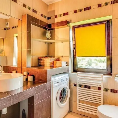 Comfortable With Garden, By The * Podamirowo